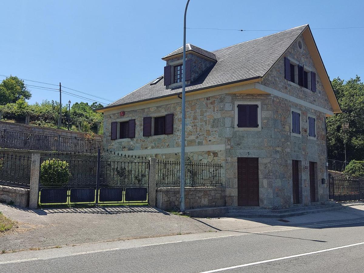 Casa Da Escuela Villa Калдас Де Реис Екстериор снимка